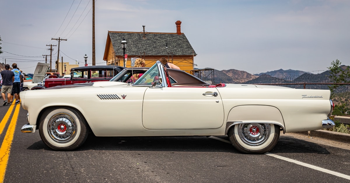 1955 Ford Thunderbird