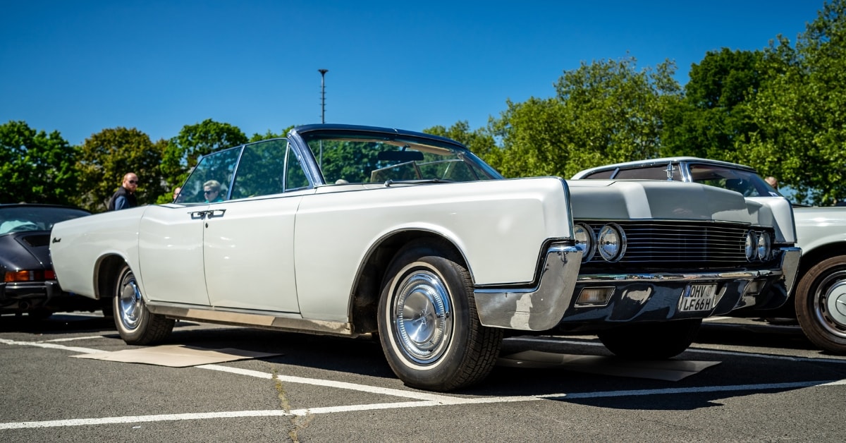 Lincoln Continental
